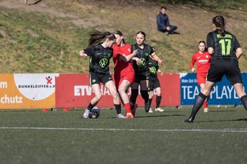 Bild 56 - wBJ Eimsbuettler TV - VfL Wolfsburg : Ergebnis: 1:3